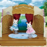 Sylvanian Families Ice Skating Friends / ซิลวาเนียน แฟมิลี่ เพื่อนไอซ์สเก็ต