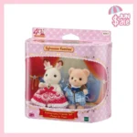 Sylvanian Families Anniversary Friends Set -Freya & Theo / ซิลวาเนียน ชุดเพื่อนฉลองครบรอบ -เฟรย่า และ ธีโอ